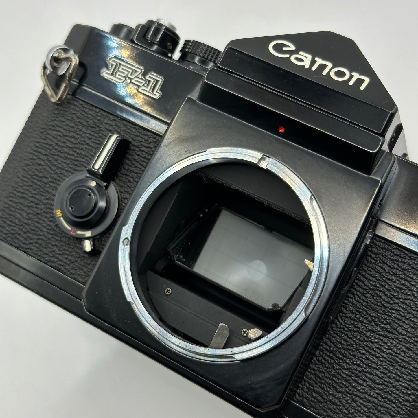 Canon F1 inkl. 28mm f/2.8