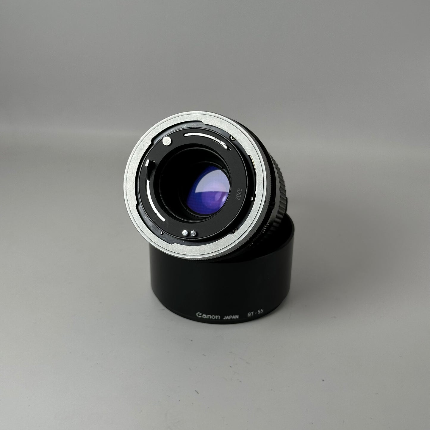 Canon FD 135mm f/3.5 SC lens hood