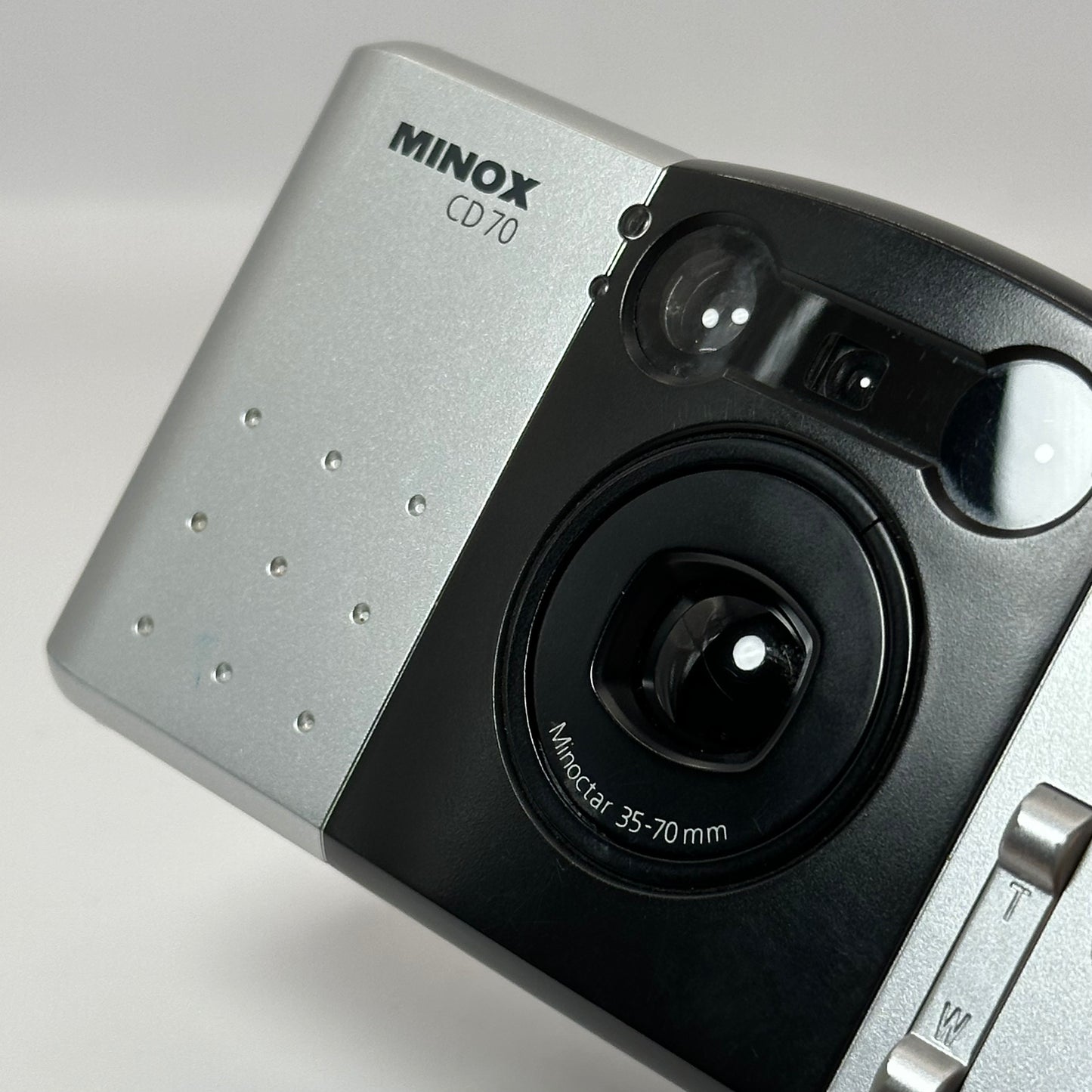 Minox CD70