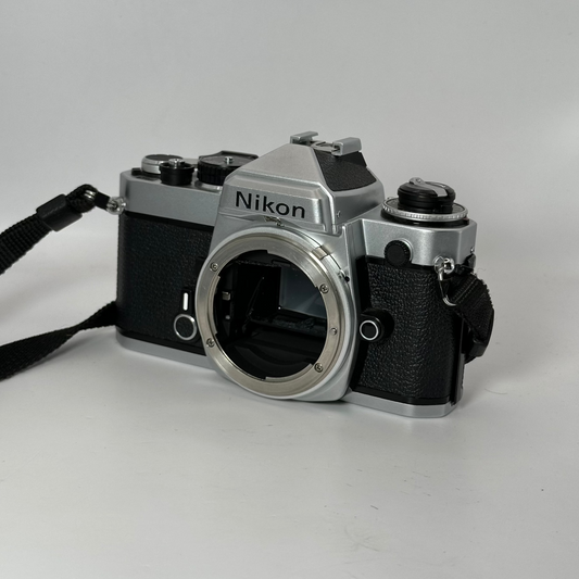 Nikon FE Body