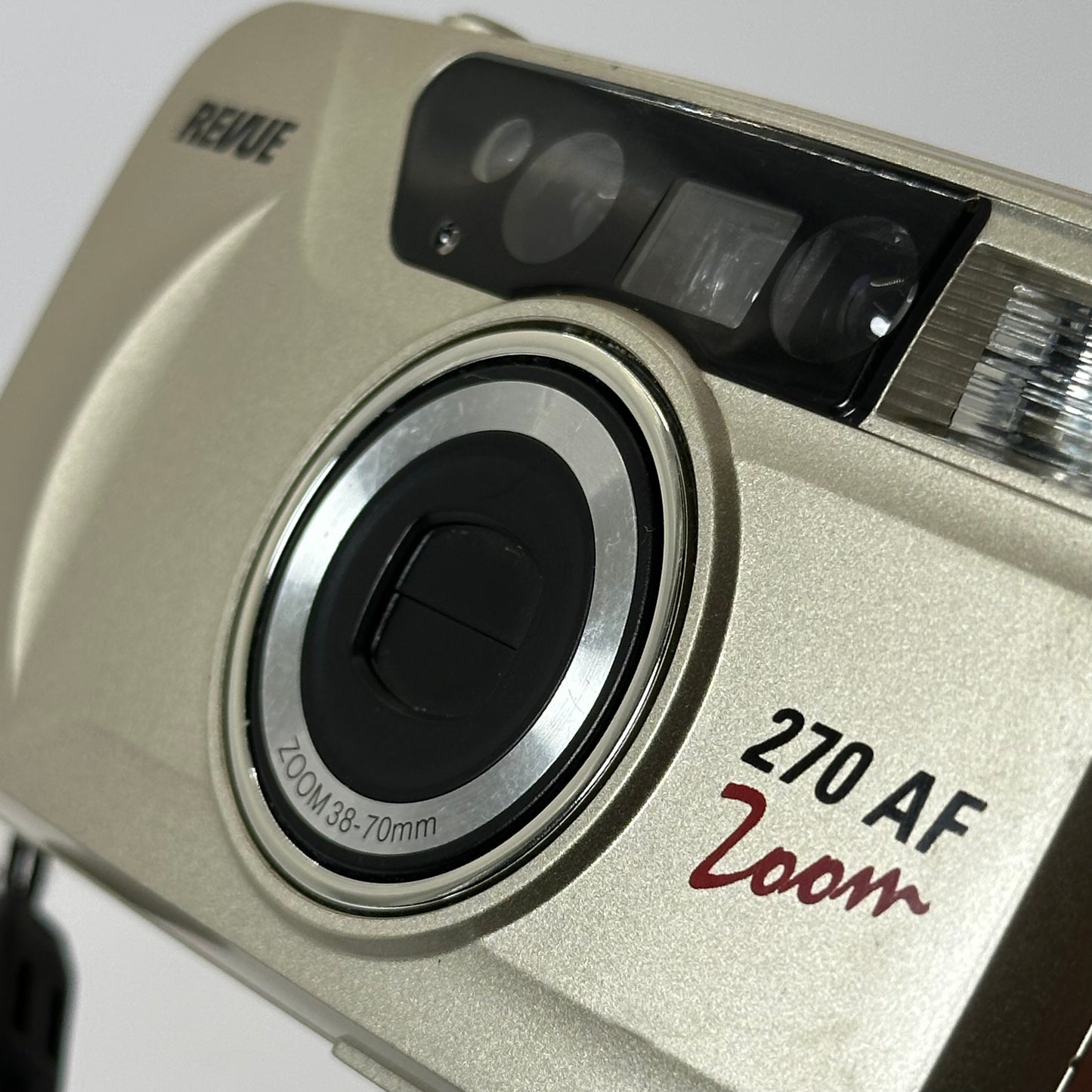 Revue 270 AF zoom